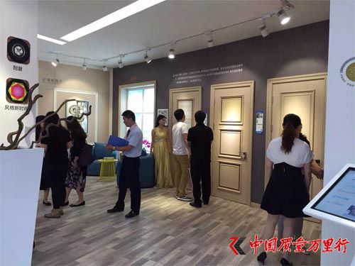 圣象新“门”道笑傲广州建博会