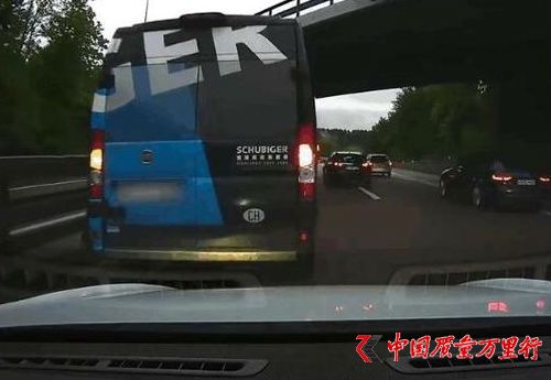 ��˹������׷β �Զ���ʻ�����ף�