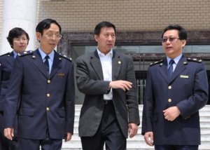 ���¾ֳ����츣��ƽ̶�ۺ�ʵ����������߹���