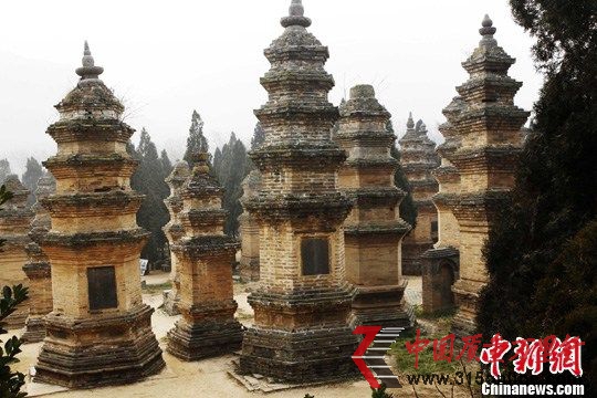 �����б����ƣ���Ϊ������5A�����ξ����������־�����Ŀǰ������һ�� ��ժ�ơ�Σ����������ɽ���־�����������ұ�ȫ�����ξ��������ȼ�����ίԱ��Ҫ���������ġ�ͼΪ����������������Ƭ(2011��12��20������)����������� ���о� ��