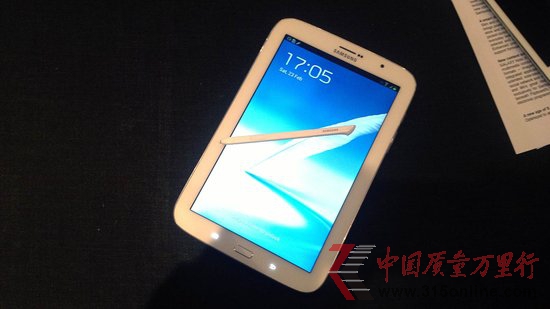 ������Galaxy Note 8.0 ���С�ߴ�ƽ���г�