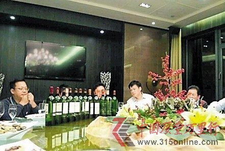 格力集团总裁周少强一顿饭消费12瓶红酒被免职