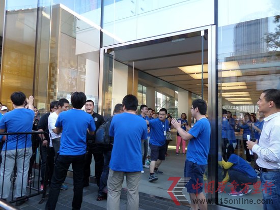 iPhone 5s/5c���տ��� �����ͻ𱬲���