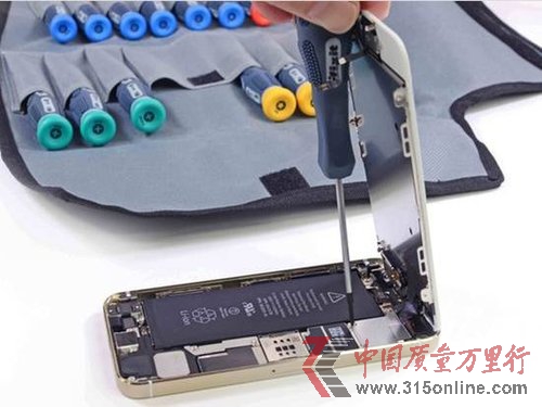 64GB版金色iPhone 5s拆解 维修成本提升