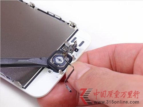 64GB版金色iPhone 5s拆解 维修成本提升